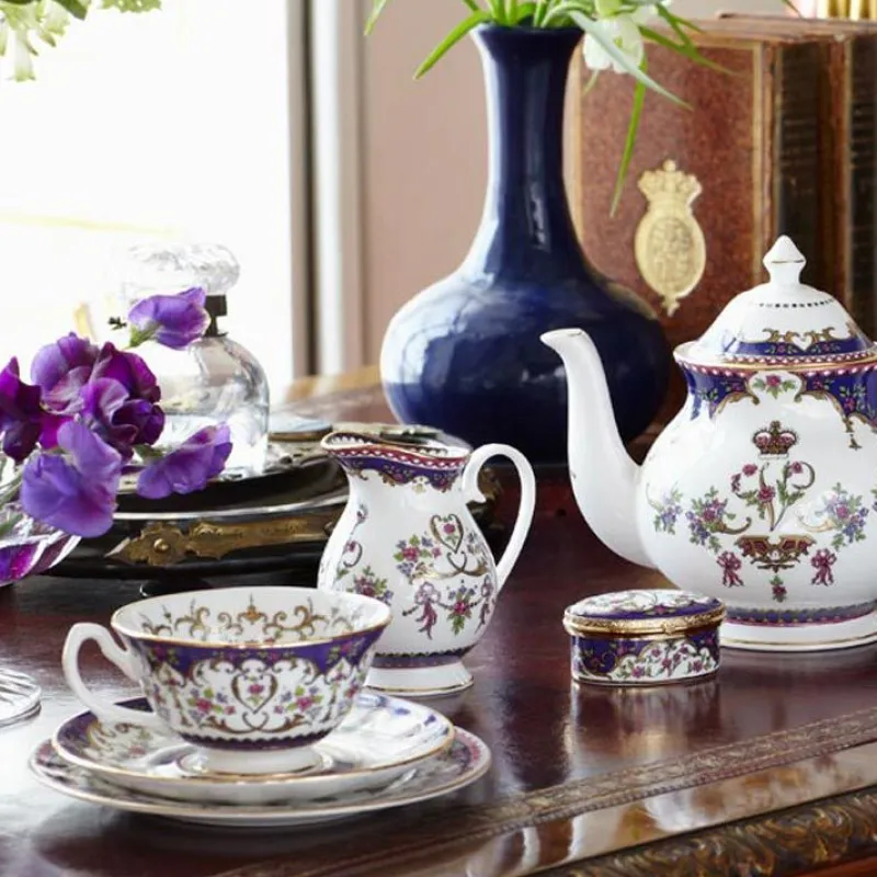 Clearance Queen Victoria 4 Cup Teapot Afternoon Tea